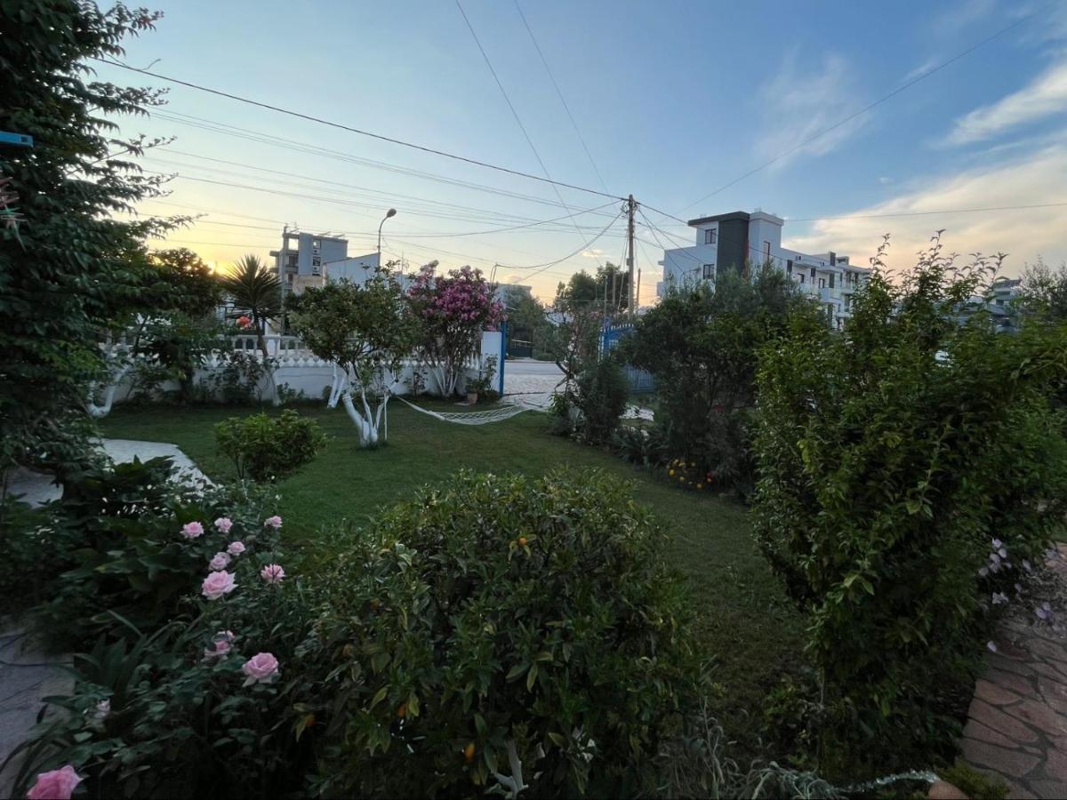 Vila Laura Pasha Villa คซามิล ภายนอก รูปภาพ