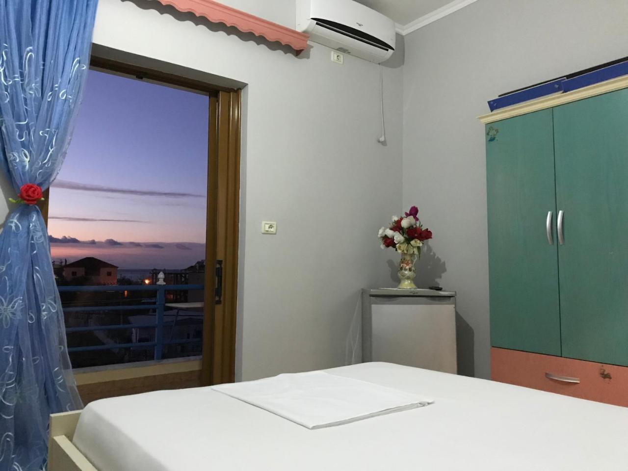 Vila Laura Pasha Villa คซามิล ภายนอก รูปภาพ